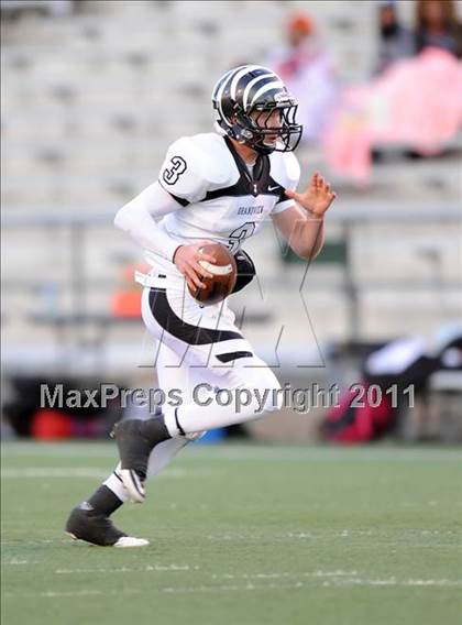 Thumbnail 1 in Grandview vs. Daingerfield (2A Division 1 Region 2 Semifinals) photogallery.
