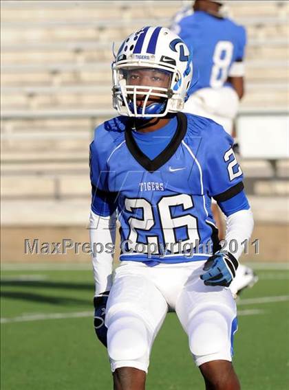 Thumbnail 1 in Grandview vs. Daingerfield (2A Division 1 Region 2 Semifinals) photogallery.