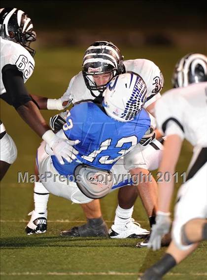 Thumbnail 2 in Grandview vs. Daingerfield (2A Division 1 Region 2 Semifinals) photogallery.