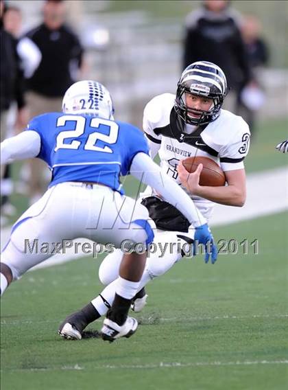 Thumbnail 3 in Grandview vs. Daingerfield (2A Division 1 Region 2 Semifinals) photogallery.