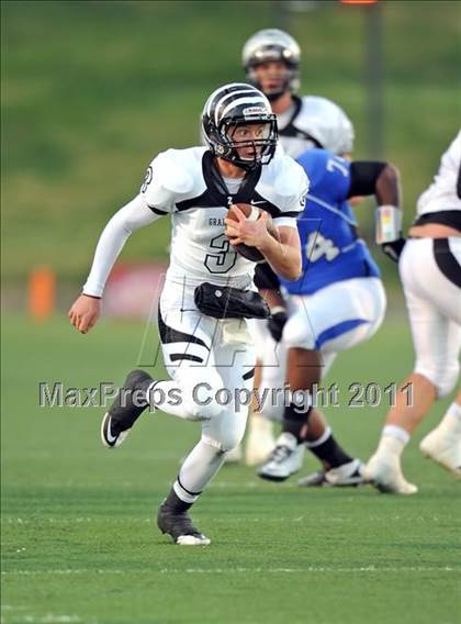 Thumbnail 3 in Grandview vs. Daingerfield (2A Division 1 Region 2 Semifinals) photogallery.