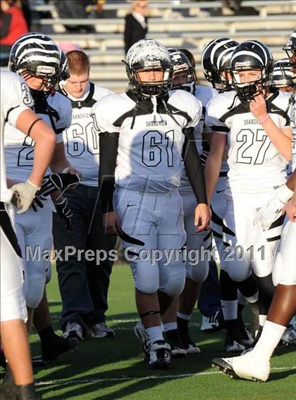 Thumbnail 3 in Grandview vs. Daingerfield (2A Division 1 Region 2 Semifinals) photogallery.
