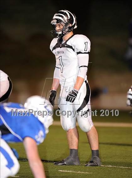 Thumbnail 3 in Grandview vs. Daingerfield (2A Division 1 Region 2 Semifinals) photogallery.