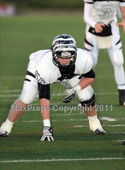 Thumbnail 2 in Grandview vs. Daingerfield (2A Division 1 Region 2 Semifinals) photogallery.