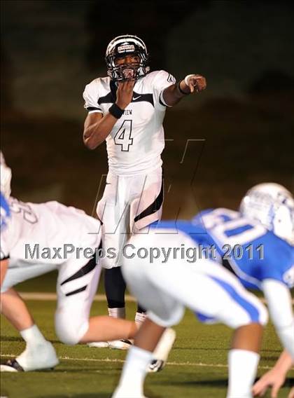 Thumbnail 3 in Grandview vs. Daingerfield (2A Division 1 Region 2 Semifinals) photogallery.