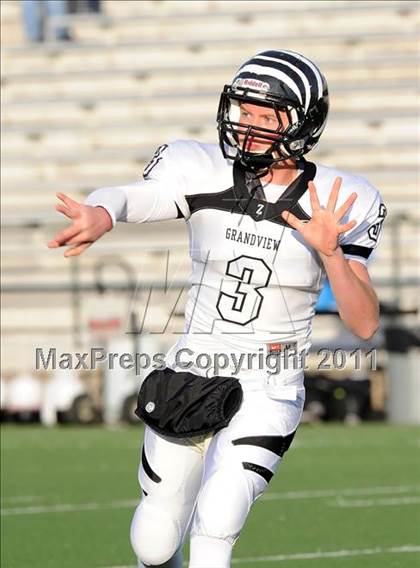 Thumbnail 3 in Grandview vs. Daingerfield (2A Division 1 Region 2 Semifinals) photogallery.