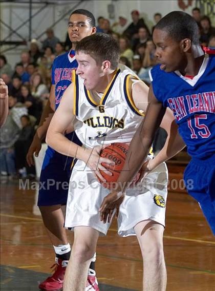 Thumbnail 3 in Gridley vs. San Leandro (Gridley Invitational) photogallery.