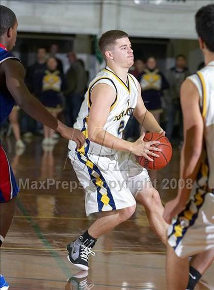 Thumbnail 3 in Gridley vs. San Leandro (Gridley Invitational) photogallery.