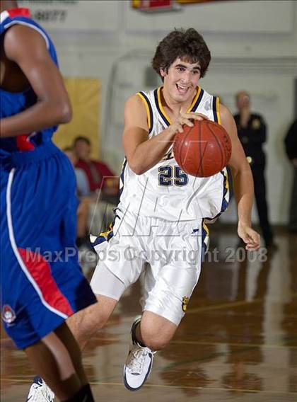 Thumbnail 2 in Gridley vs. San Leandro (Gridley Invitational) photogallery.