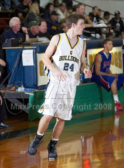 Thumbnail 3 in Gridley vs. San Leandro (Gridley Invitational) photogallery.