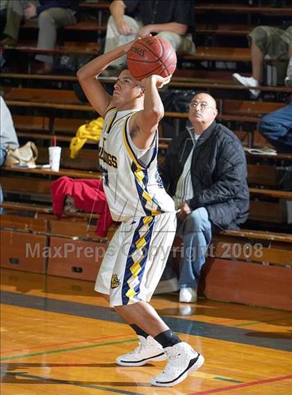 Thumbnail 1 in Gridley vs. San Leandro (Gridley Invitational) photogallery.