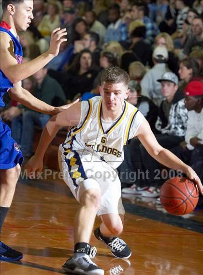 Thumbnail 3 in Gridley vs. San Leandro (Gridley Invitational) photogallery.