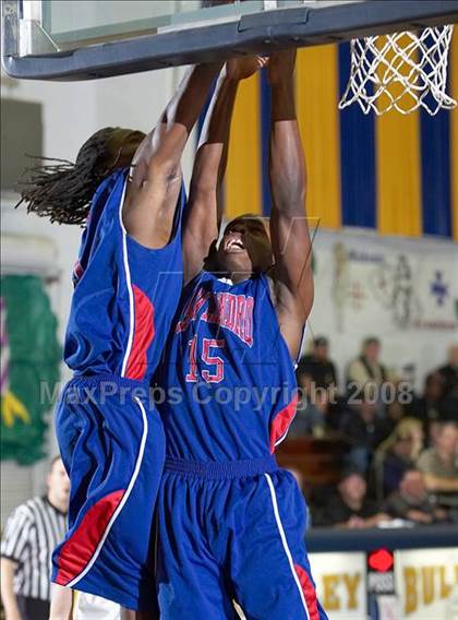 Thumbnail 1 in Gridley vs. San Leandro (Gridley Invitational) photogallery.