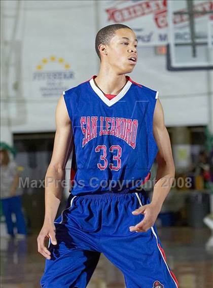 Thumbnail 3 in Gridley vs. San Leandro (Gridley Invitational) photogallery.