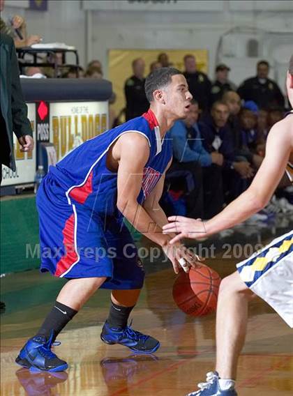 Thumbnail 1 in Gridley vs. San Leandro (Gridley Invitational) photogallery.