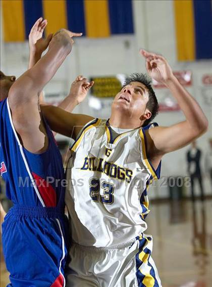 Thumbnail 2 in Gridley vs. San Leandro (Gridley Invitational) photogallery.