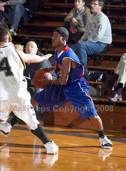 Thumbnail 1 in Gridley vs. San Leandro (Gridley Invitational) photogallery.