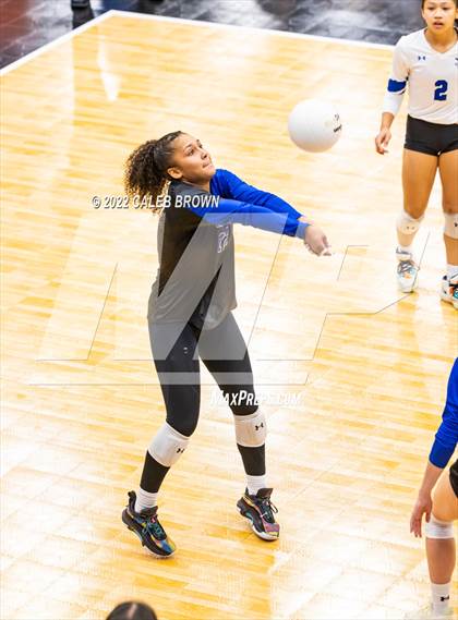 Thumbnail 2 in Bingham vs. Corner Canyon (UHSAA 6A Second Round) photogallery.