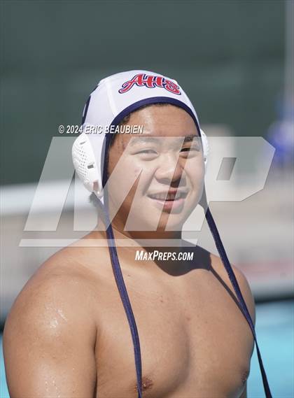 Thumbnail 3 in American vs. San Leandro photogallery.