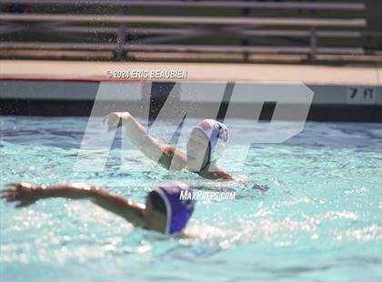 Thumbnail 1 in American vs. San Leandro photogallery.