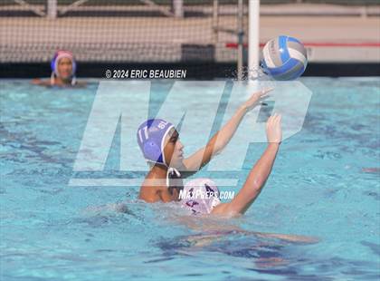 Thumbnail 1 in American vs. San Leandro photogallery.