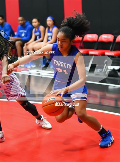 Thumbnail 2 in Campbell vs. La Jolla Country Day (Nike Tournament of Champions) photogallery.