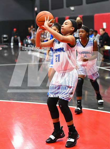 Thumbnail 1 in Campbell vs. La Jolla Country Day (Nike Tournament of Champions) photogallery.