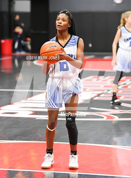 Thumbnail 1 in Campbell vs. La Jolla Country Day (Nike Tournament of Champions) photogallery.