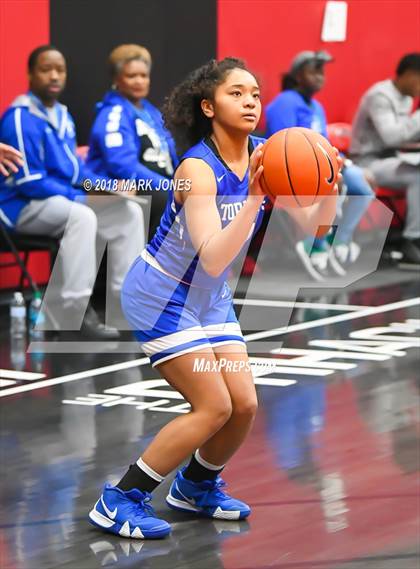 Thumbnail 2 in Campbell vs. La Jolla Country Day (Nike Tournament of Champions) photogallery.