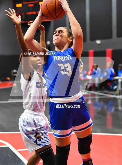 Thumbnail 2 in Campbell vs. La Jolla Country Day (Nike Tournament of Champions) photogallery.
