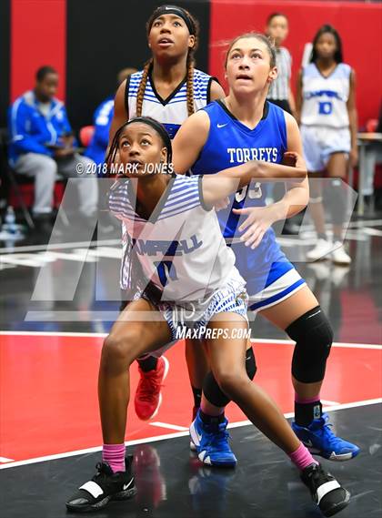 Thumbnail 1 in Campbell vs. La Jolla Country Day (Nike Tournament of Champions) photogallery.