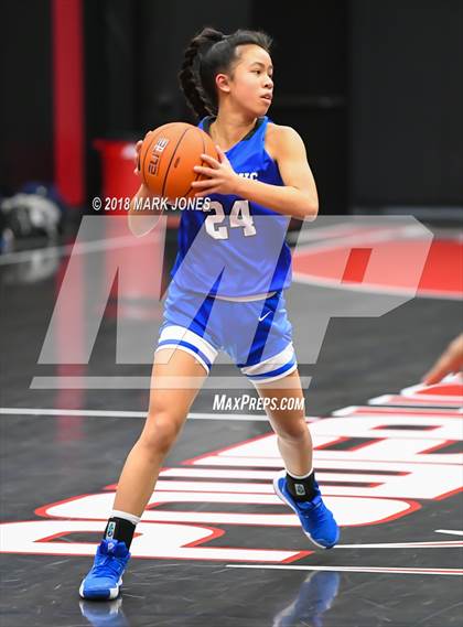 Thumbnail 2 in Campbell vs. La Jolla Country Day (Nike Tournament of Champions) photogallery.