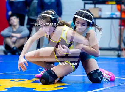 Thumbnail 3 in Lovelock Mustangs Tournament (105lbs) photogallery.