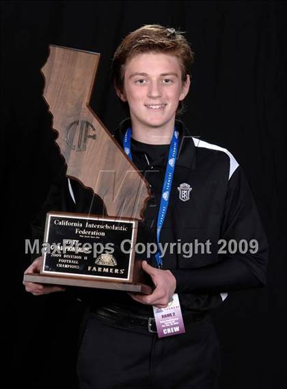 Thumbnail 3 in CIF State D2 Awards (Servite) photogallery.