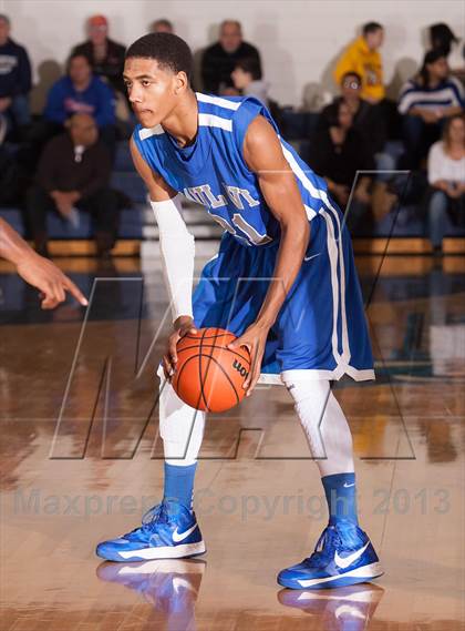 Thumbnail 3 in Paul VI vs Egg Harbor Township (Olympic-Cape Challenge) photogallery.
