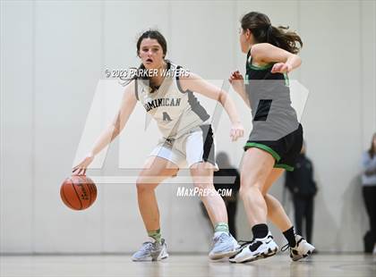 Thumbnail 1 in Newman vs. St. Mary's Dominican (Allstate Sugar Bowl National Prep Classic) photogallery.