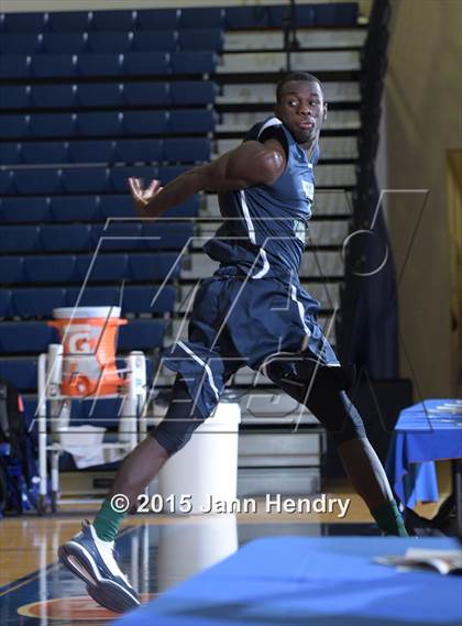 Thumbnail 2 in Overland vs. Dillard (Tarkanian Classic) photogallery.