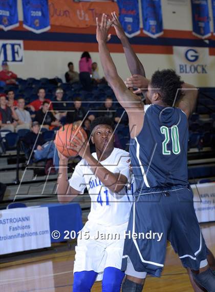 Thumbnail 3 in Overland vs. Dillard (Tarkanian Classic) photogallery.
