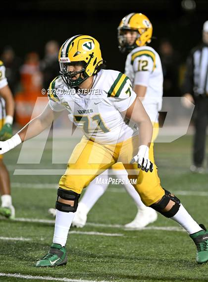 Thumbnail 1 in Vanden vs. Rio Hondo Prep (CIF State Div. 3-A Final) photogallery.