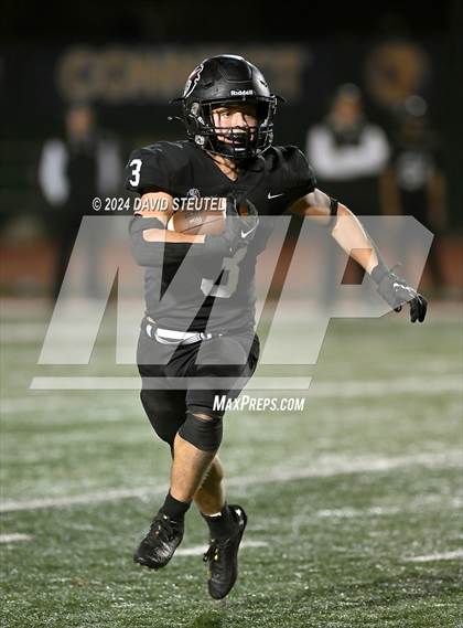 Thumbnail 3 in Vanden vs. Rio Hondo Prep (CIF State Div. 3-A Final) photogallery.