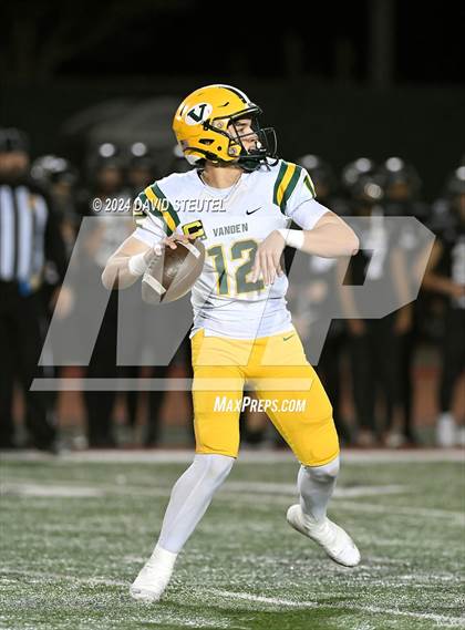 Thumbnail 2 in Vanden vs. Rio Hondo Prep (CIF State Div. 3-A Final) photogallery.