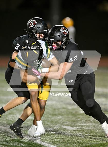 Thumbnail 1 in Vanden vs. Rio Hondo Prep (CIF State Div. 3-A Final) photogallery.