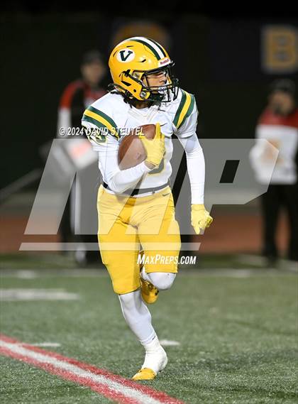 Thumbnail 3 in Vanden vs. Rio Hondo Prep (CIF State Div. 3-A Final) photogallery.