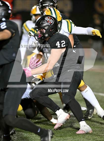 Thumbnail 2 in Vanden vs. Rio Hondo Prep (CIF State Div. 3-A Final) photogallery.