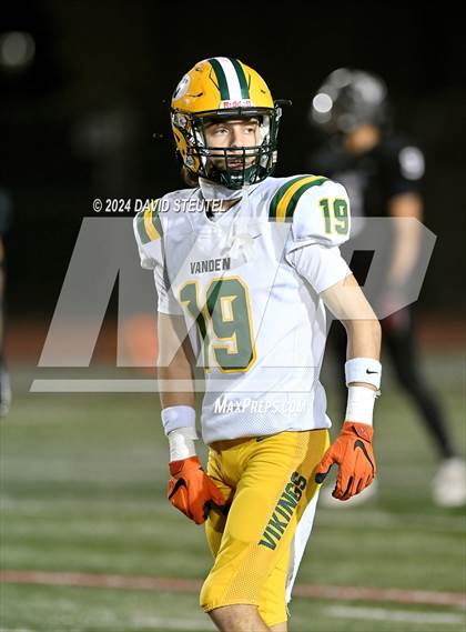 Thumbnail 1 in Vanden vs. Rio Hondo Prep (CIF State Div. 3-A Final) photogallery.