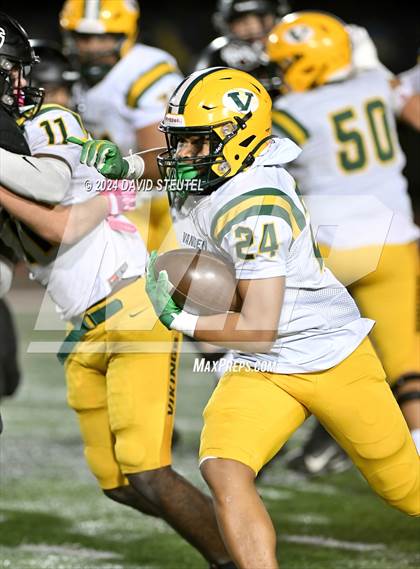 Thumbnail 3 in Vanden vs. Rio Hondo Prep (CIF State Div. 3-A Final) photogallery.