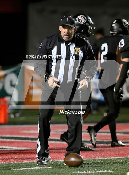 Thumbnail 3 in Vanden vs. Rio Hondo Prep (CIF State Div. 3-A Final) photogallery.