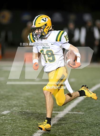 Thumbnail 3 in Vanden vs. Rio Hondo Prep (CIF State Div. 3-A Final) photogallery.