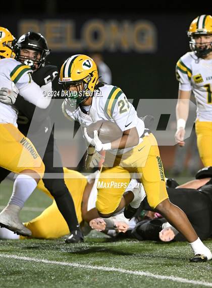 Thumbnail 1 in Vanden vs. Rio Hondo Prep (CIF State Div. 3-A Final) photogallery.