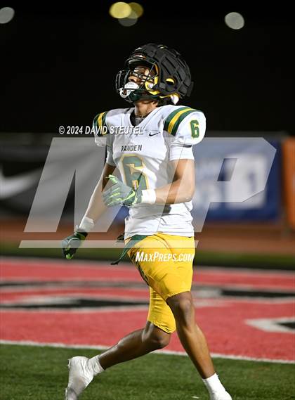 Thumbnail 2 in Vanden vs. Rio Hondo Prep (CIF State Div. 3-A Final) photogallery.